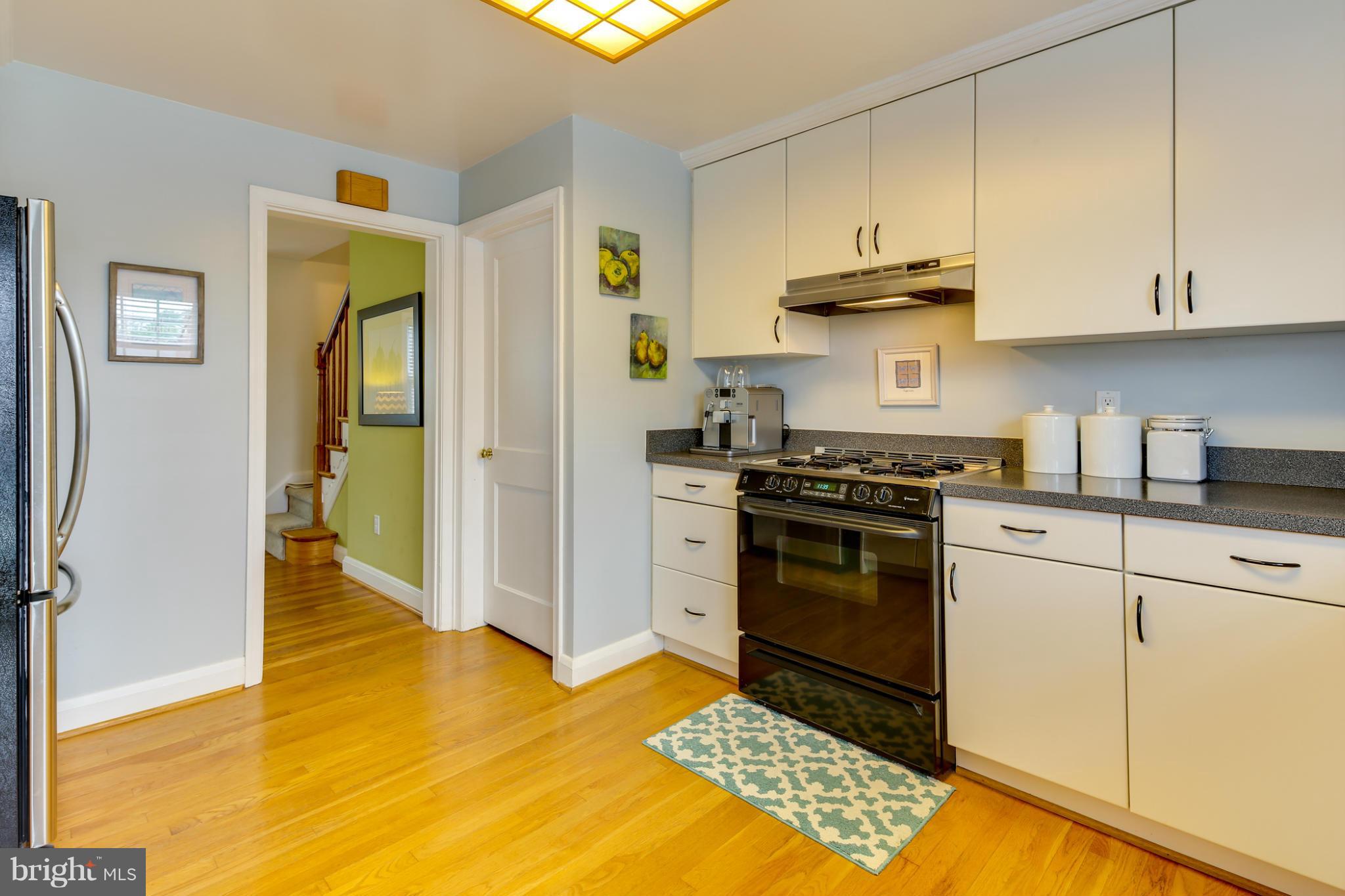1539 Dellsway Road Baltimore, MD 21286 - Photo 8 of 30 Kitchen