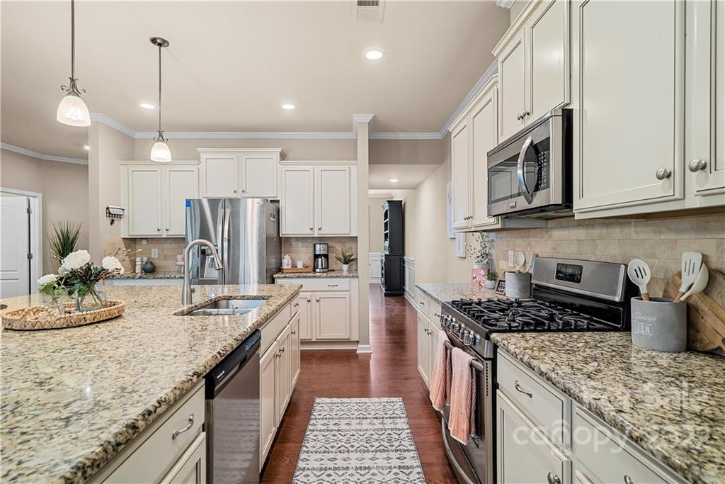 613 Burrell Place, Unit 335 Indian Land, SC 29707 - Photo 10 of 37