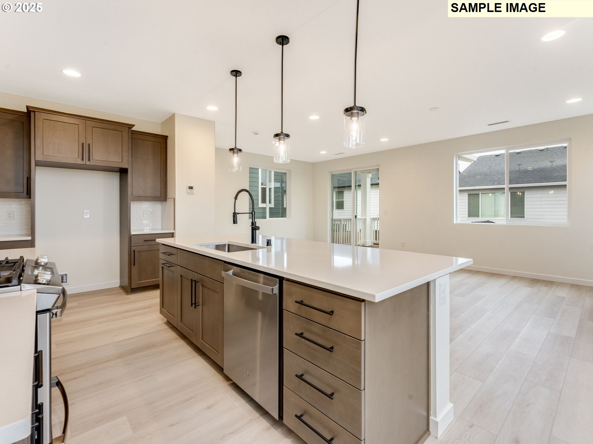941 Northwest 178th Street Ridgefield, WA 98642 - Photo 6 of 48 Gallery Image 6