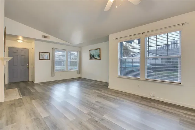 $375,900 | 1753 River Run Drive, Linda, CA 95901