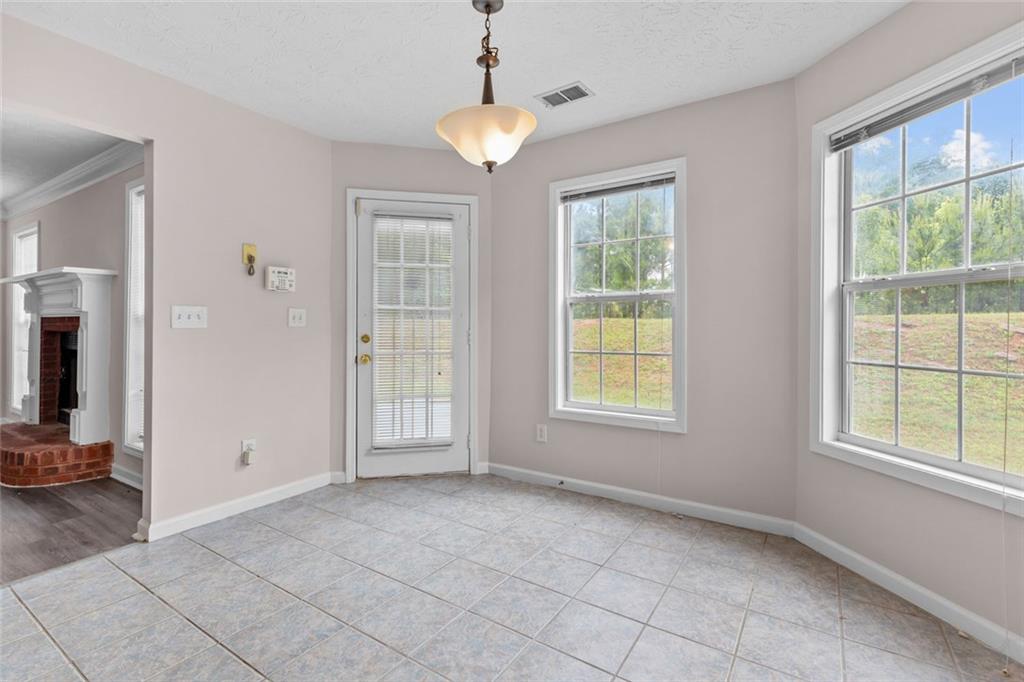 3854 Wheaton Court Snellville, GA 30039 - Photo 11 of 38