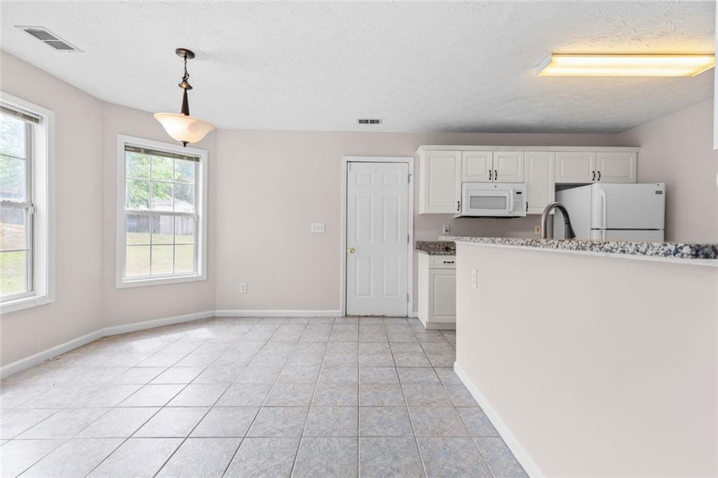 3854 Wheaton Court Snellville, GA 30039 - Photo 19 of 38