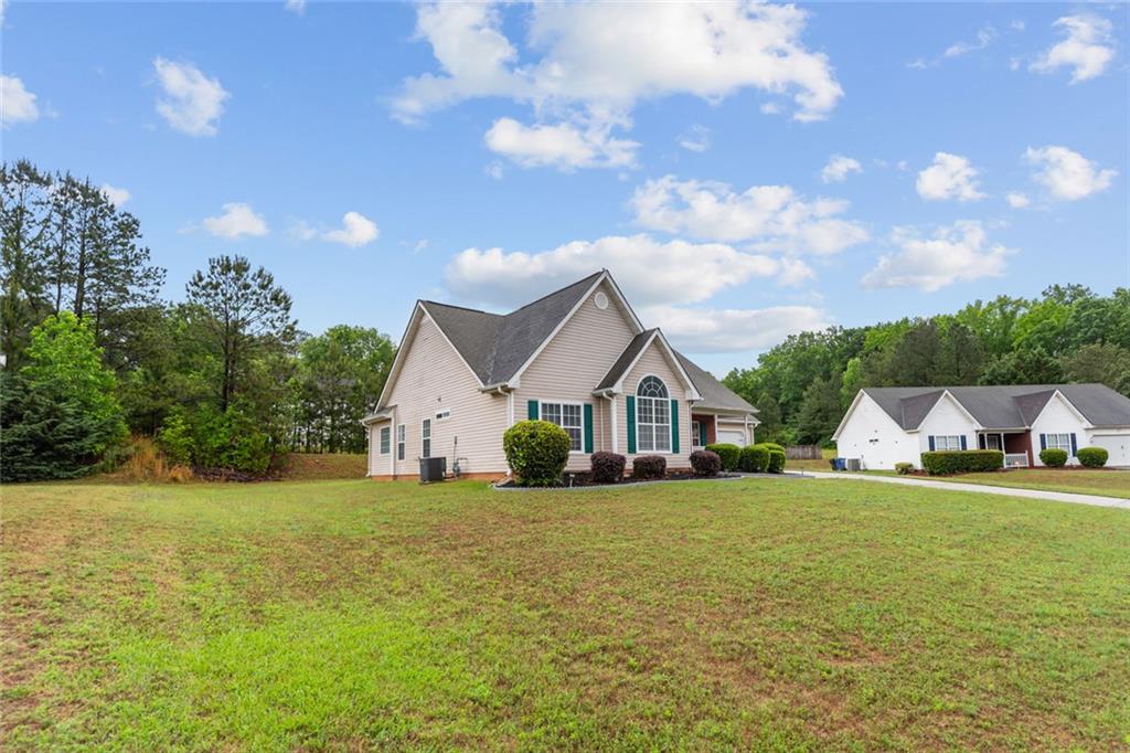 3854 Wheaton Court Snellville, GA 30039 - Photo 4 of 38