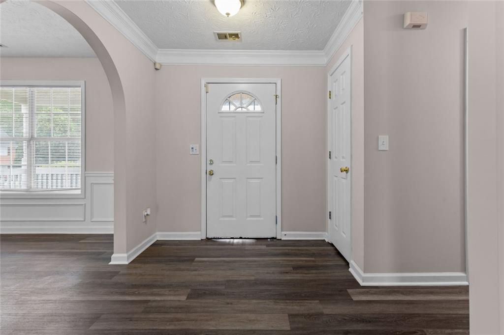 3854 Wheaton Court Snellville, GA 30039 - Photo 5 of 38