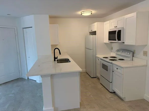 $1,450 | 2612 Grassy Point Drive, Unit 108, Lake Mary, FL 32746