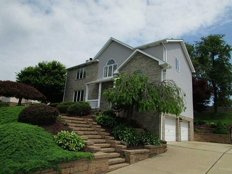523 Howell Street Elizabeth, PA 15037 - Photo 1 of 25 Exterior Front.
