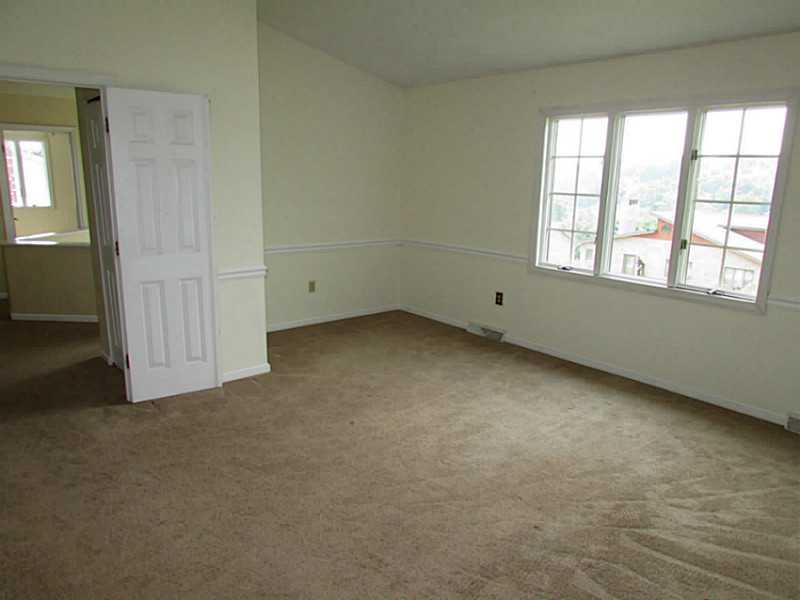 523 Howell Street Elizabeth, PA 15037 - Photo 22 of 25 Master Bedroom.
