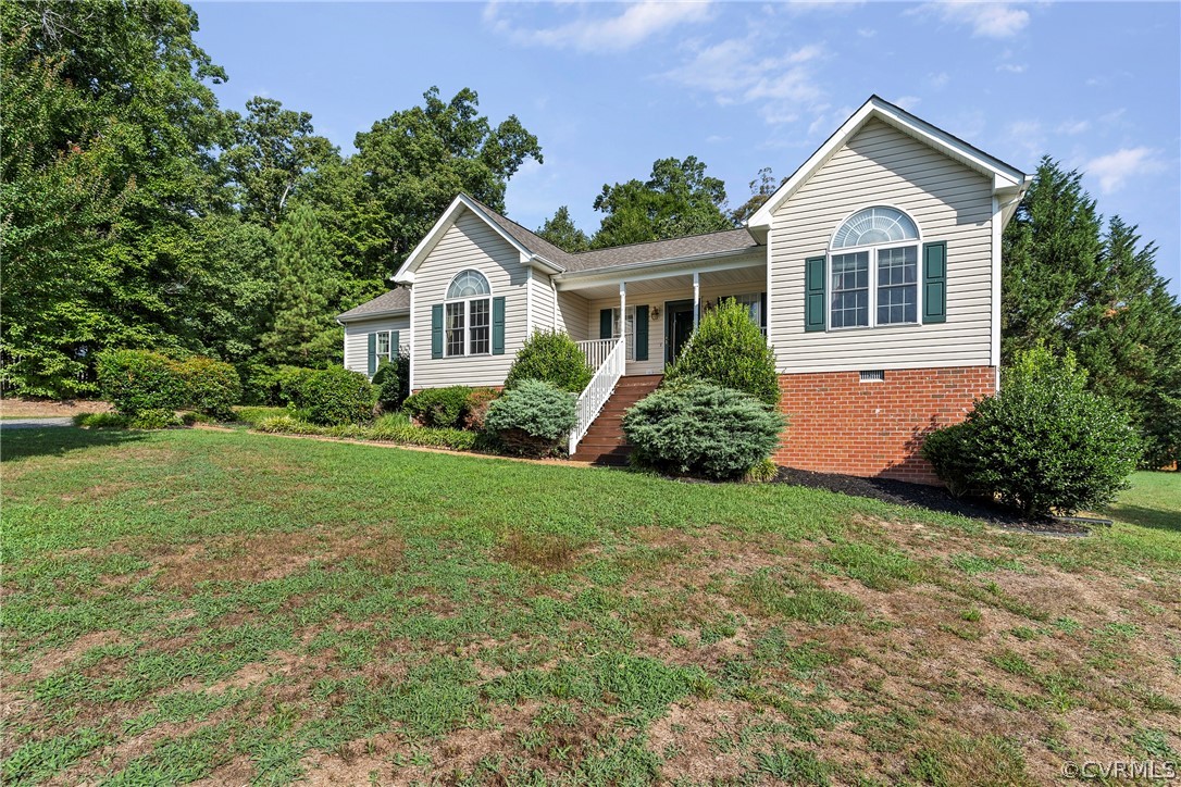 11908 Misty Spring Court Midlothian, VA 23112 - Photo 2 of 30 Gallery Image 2