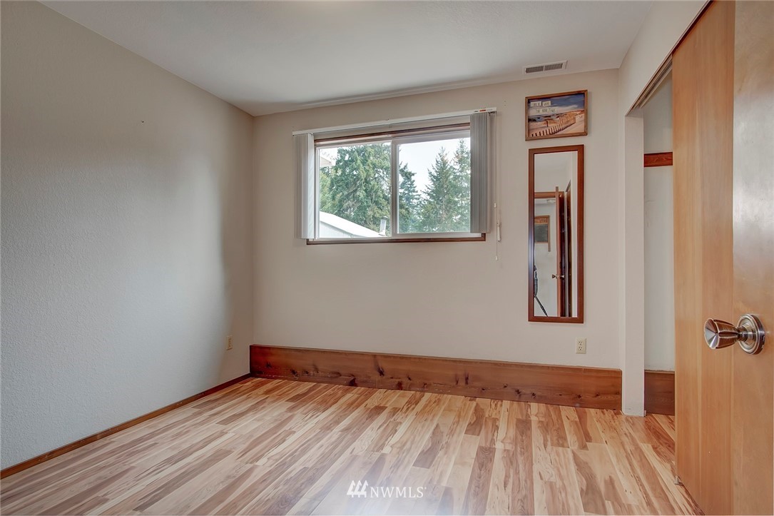 9555 Banner Road Southeast Port Orchard, WA 98367 - Photo 28 of 37 Gallery Image 28