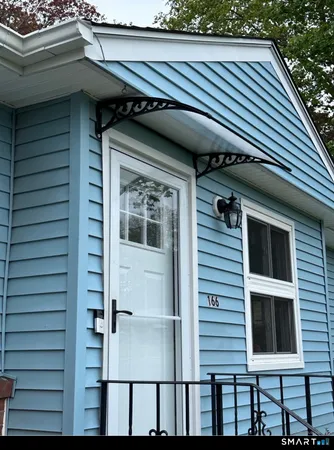 $2,800 | 166 Bunce Road, Wethersfield, CT 06109