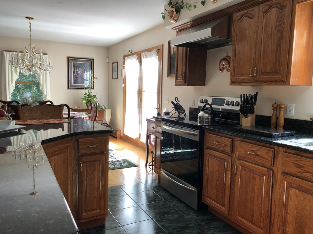 33 Division Road Westport, MA 02790 - Photo 17 of 30 Gallery Image 17