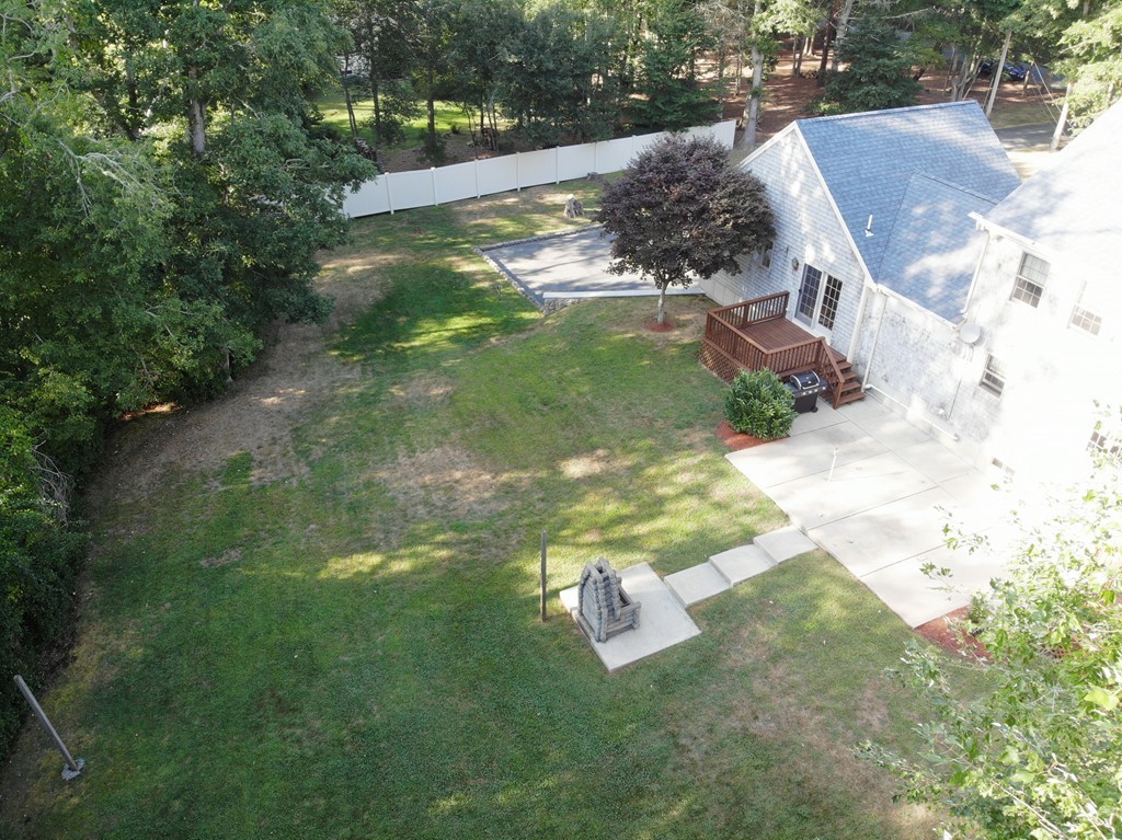 33 Division Road Westport, MA 02790 - Photo 5 of 30 Gallery Image 5