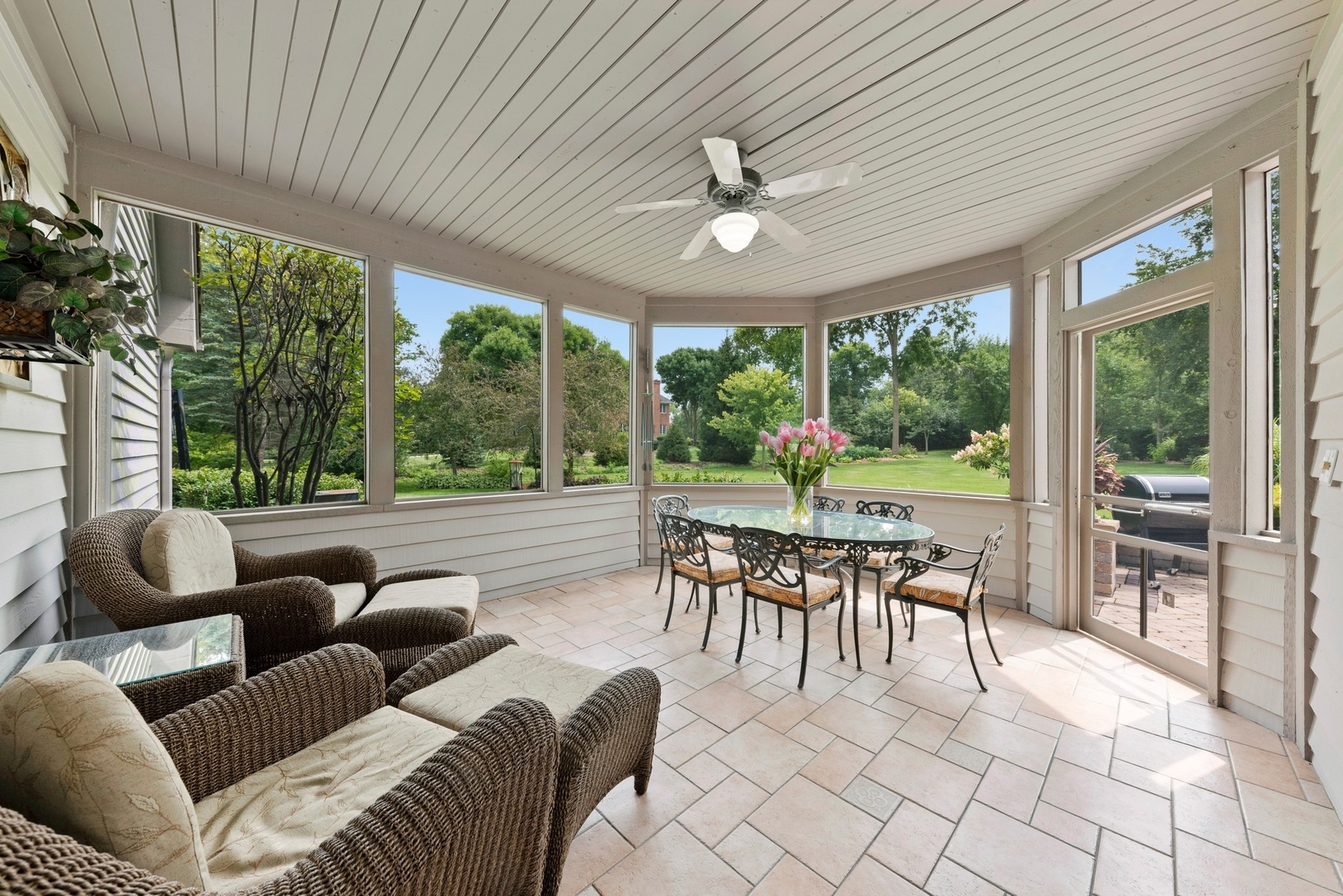 776 North Inverway Road Inverness, IL 60067 - Photo 28 of 31 a dining room with furniture a chandelier and a large window