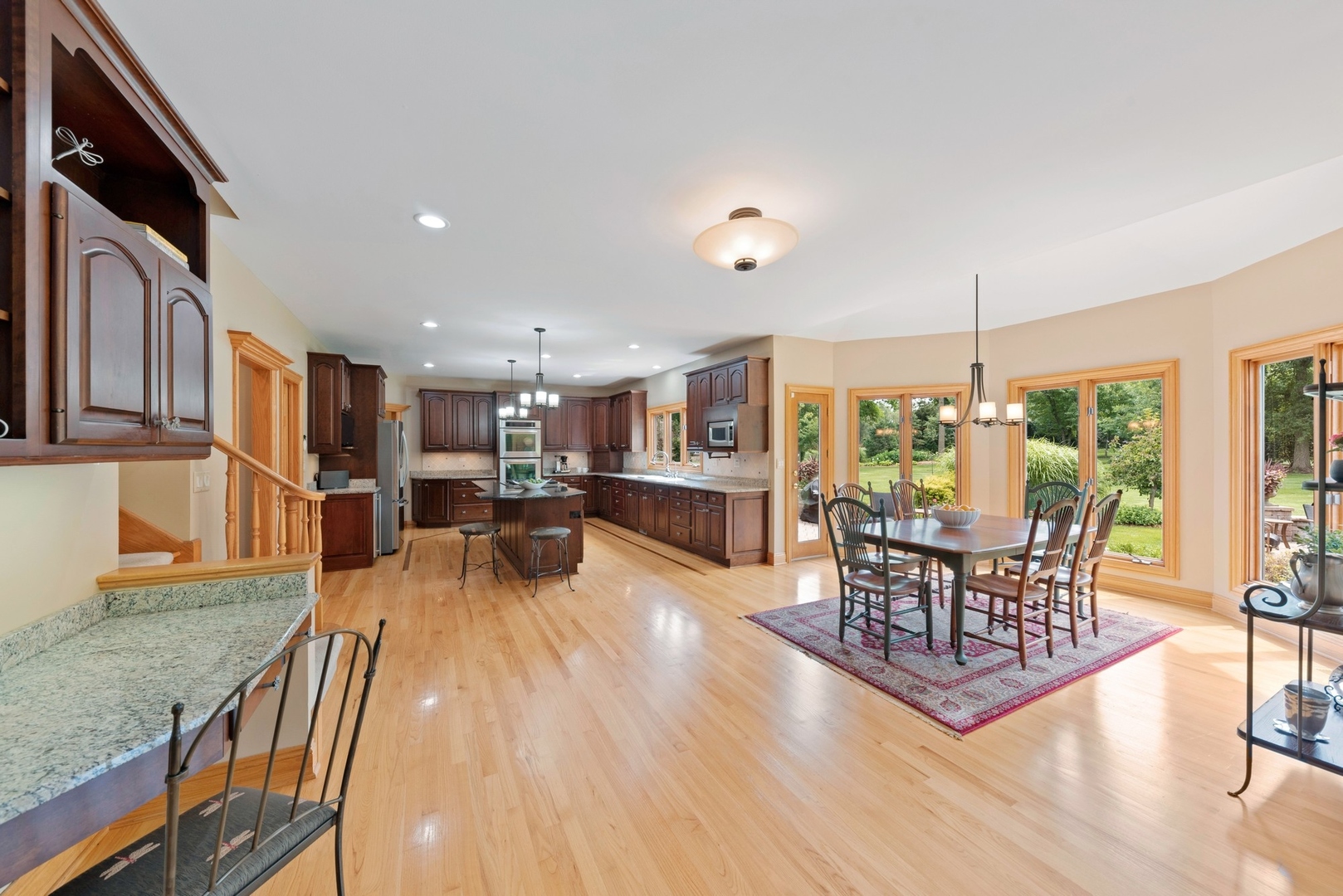 776 North Inverway Road Inverness, IL 60067 - Photo 7 of 31 a living room with furniture and a wooden floor