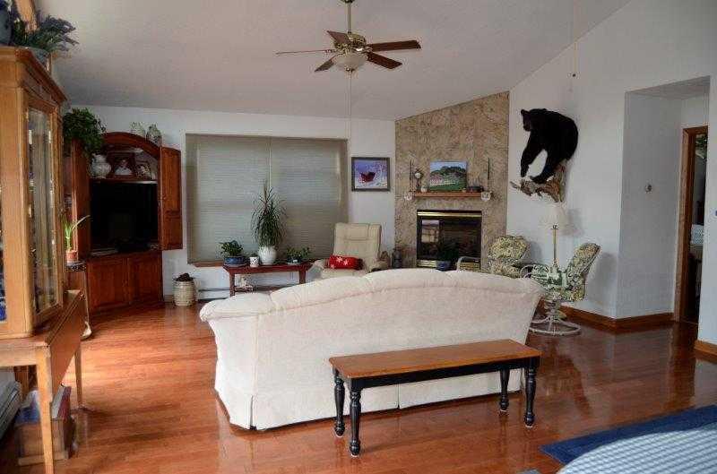 375 Del Chadbourne Road Bridgton, ME 04009 - Photo 5 of 26 Living Room.