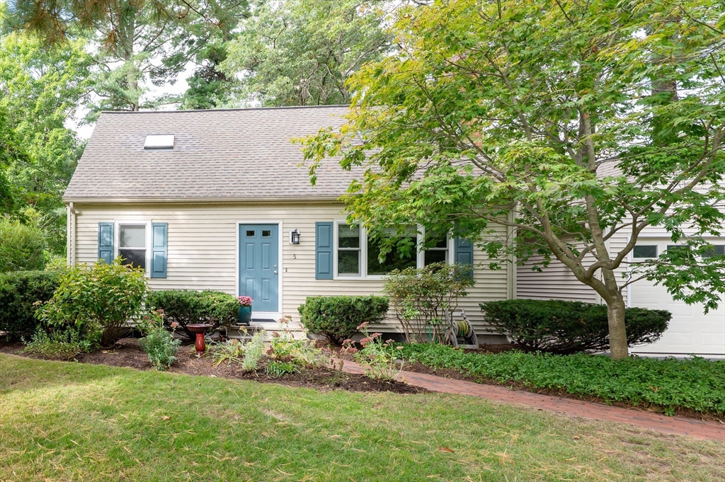 5 Crest Road Natick, MA 01760 - Photo 2 of 36 a aerial view of a house with yard and green space
