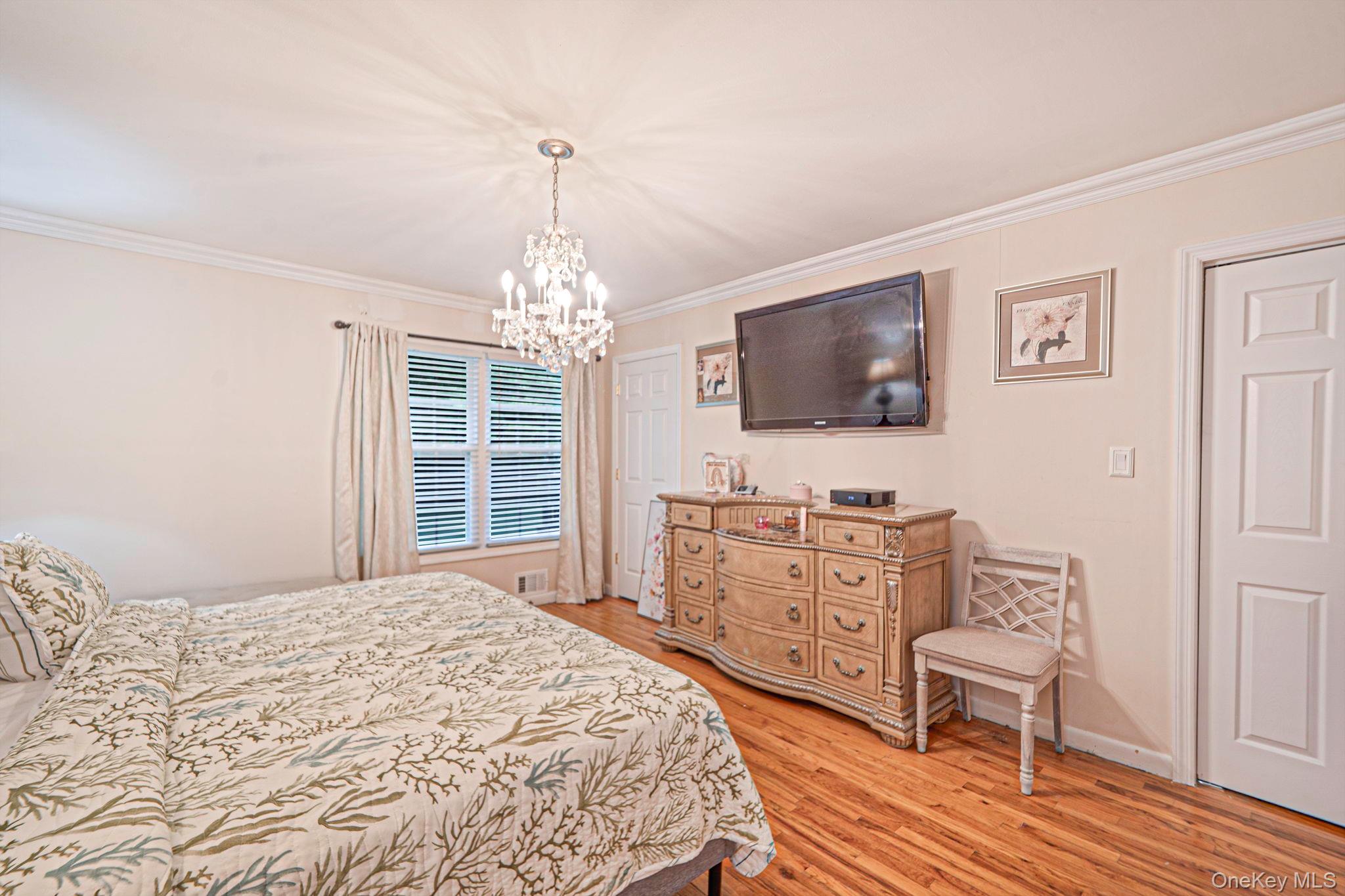15 Cliff Road Port Jefferson, NY 11777 - Photo 22 of 38 Wood floors