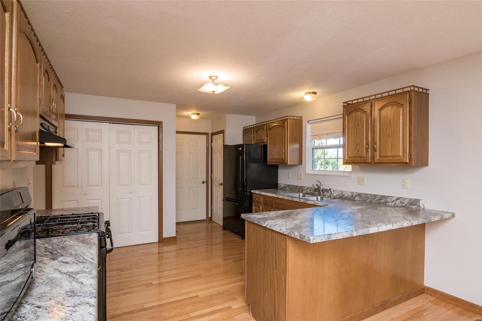 12817 North Ridge Drive Highland, IL 62249 - Photo 11 of 42