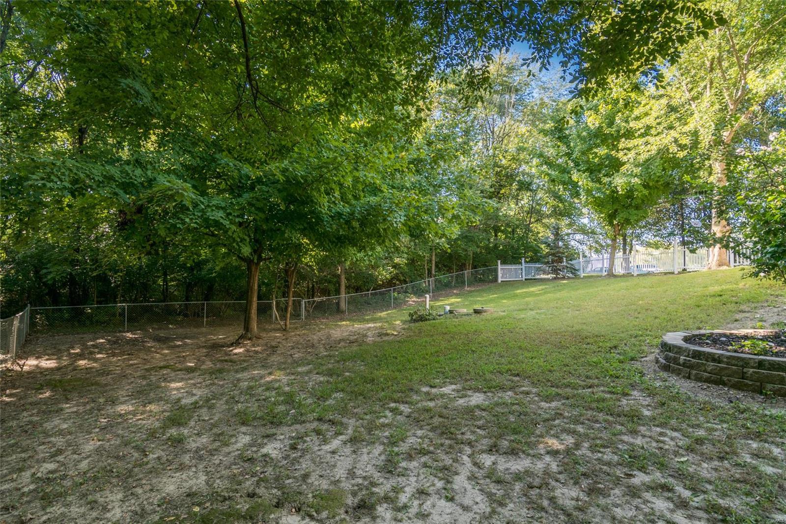 12817 North Ridge Drive Highland, IL 62249 - Photo 40 of 42