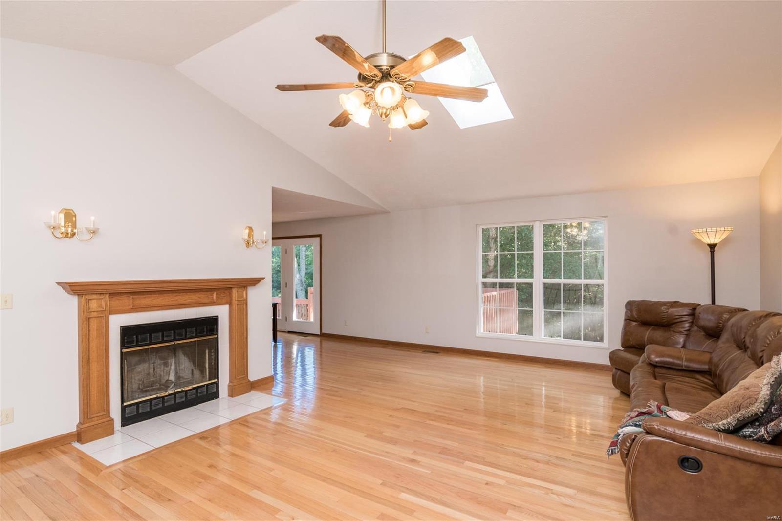 12817 North Ridge Drive Highland, IL 62249 - Photo 5 of 42
