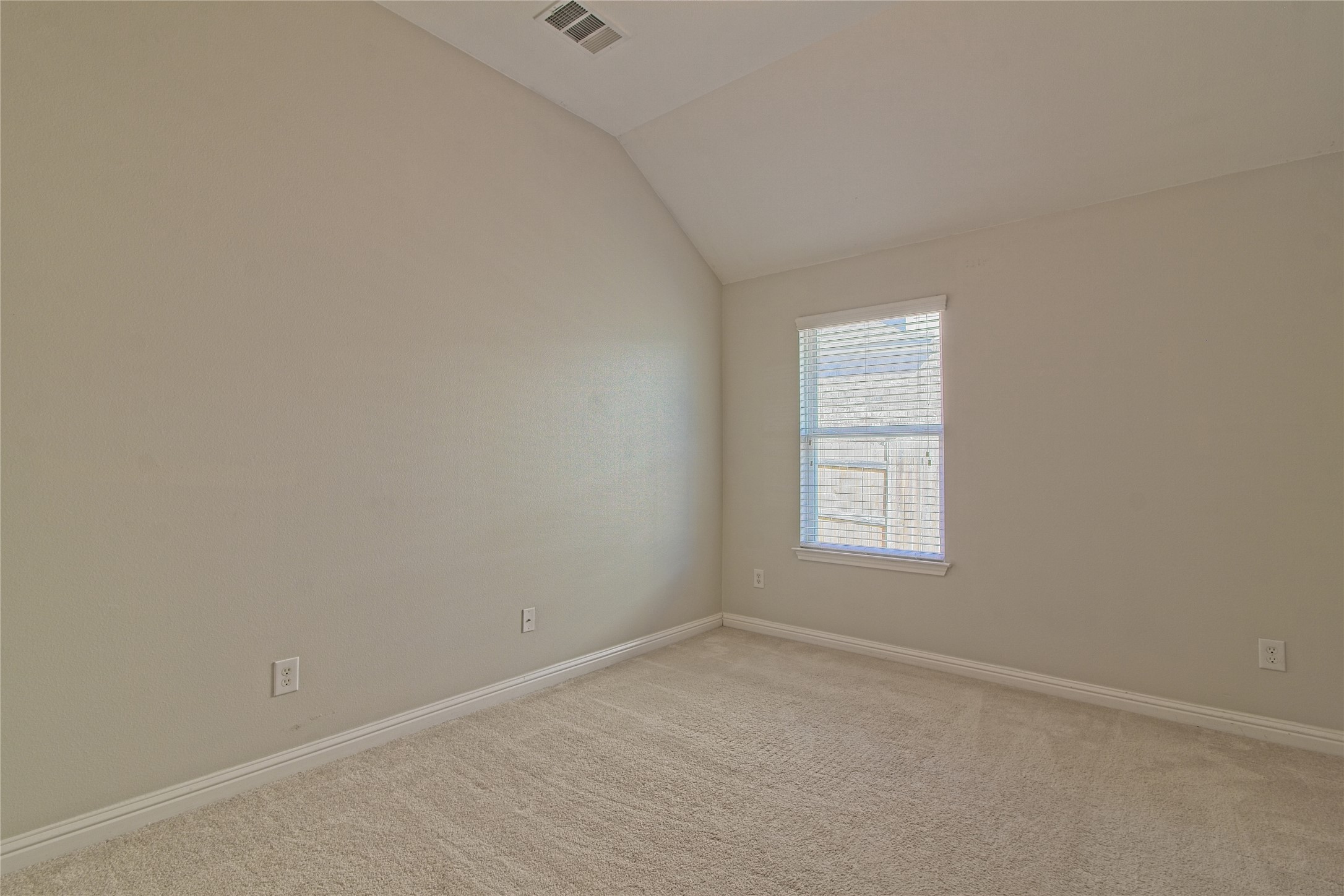 3618 Penelope Way Round Rock, TX 78665 - Photo 21 of 36 an empty room with a window