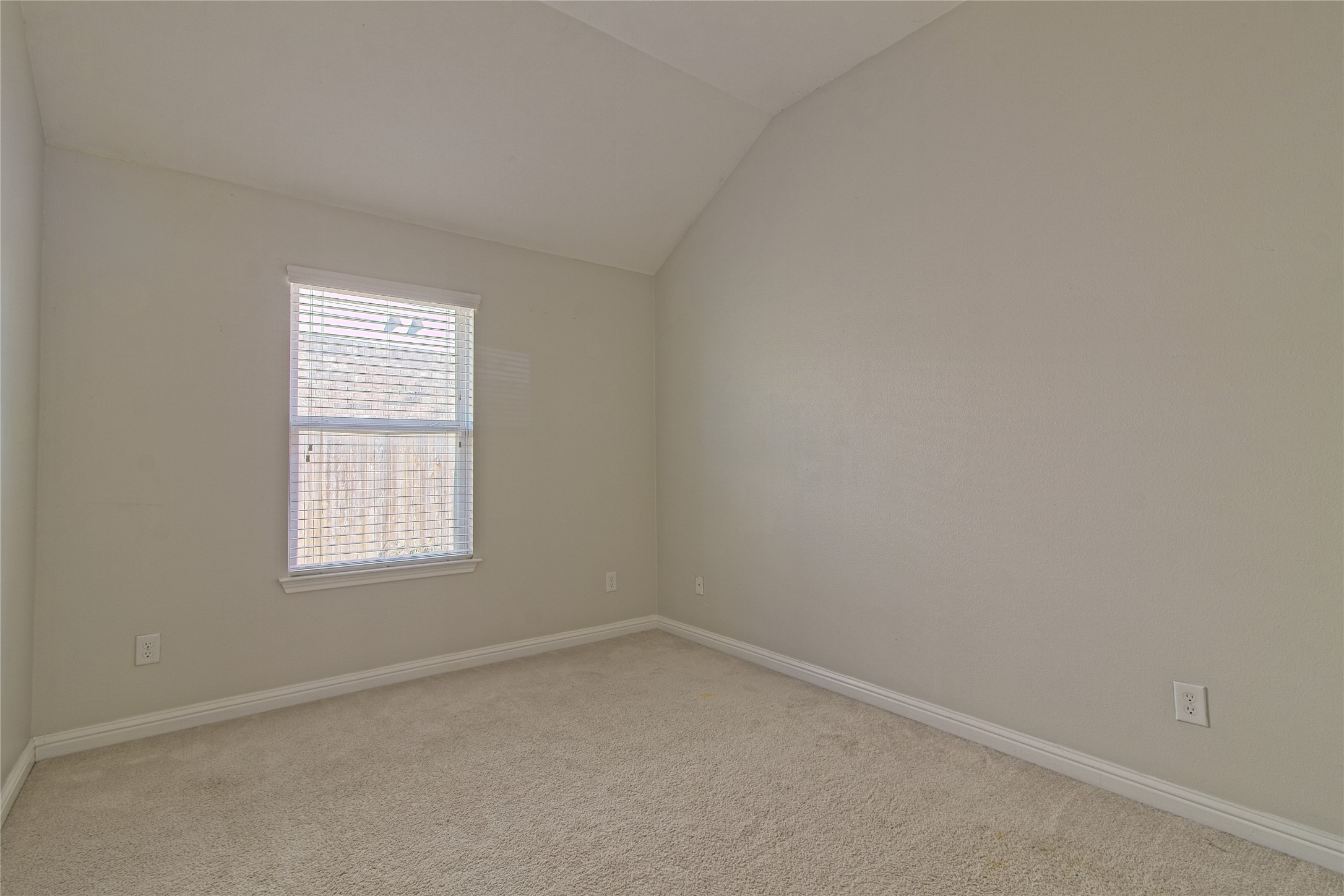 3618 Penelope Way Round Rock, TX 78665 - Photo 22 of 36 an empty room with a window