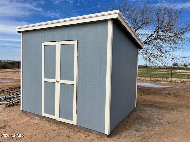 4552 North Loring Road Casa Grande, AZ 85194 - Photo 30 of 48 a view of a house with backyard