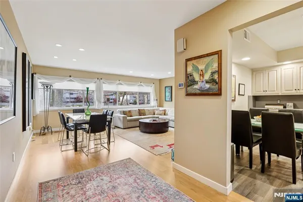 $4,500 | 161 Pond Drive, Unit 13E, Washington Township, NJ 07676