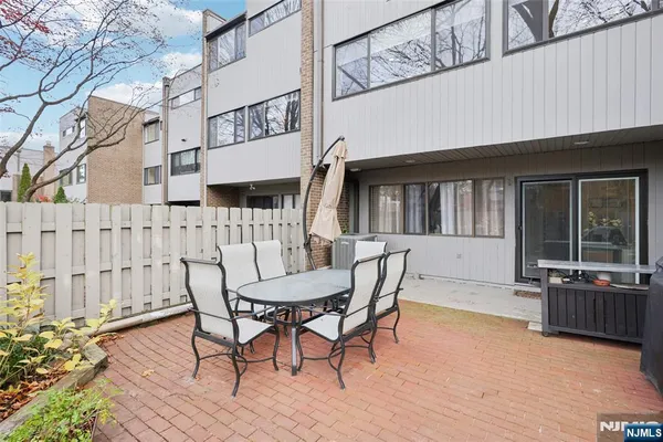 $4,500 | 161 Pond Drive, Unit 13E, Washington Township, NJ 07676
