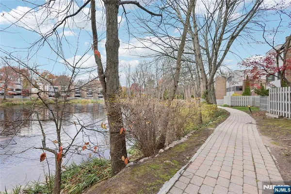 $4,500 | 161 Pond Drive, Unit 13E, Washington Township, NJ 07676