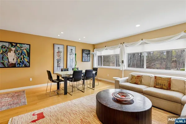 $4,500 | 161 Pond Drive, Unit 13E, Washington Township, NJ 07676