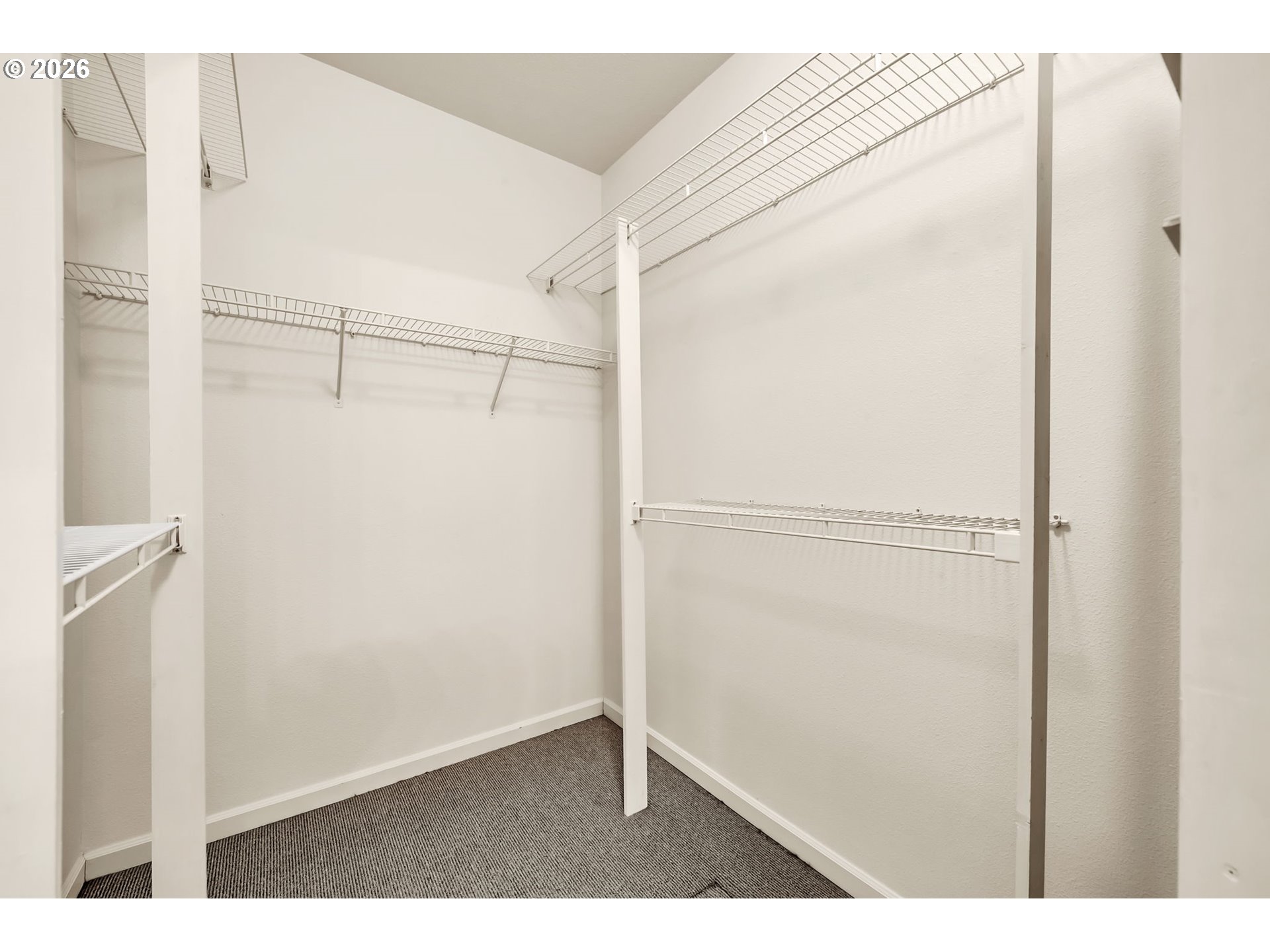 1493 Adelman Loop Eugene, OR 97402 - Photo 18 of 39