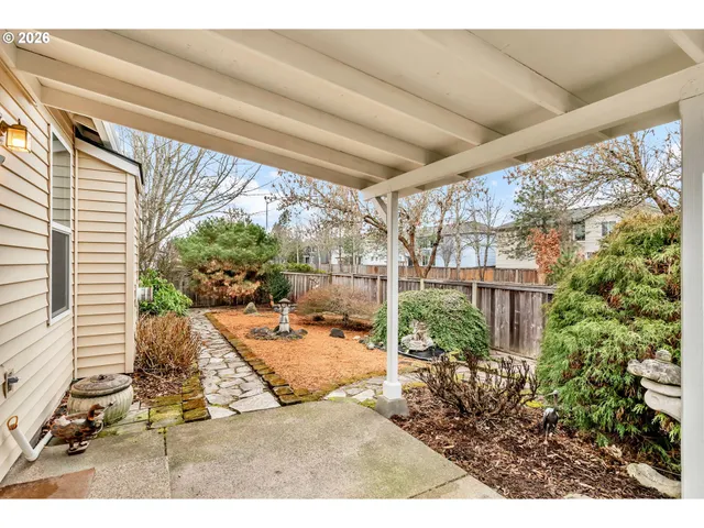 $465,000 | 1493 Adelman Loop, Eugene, OR 97402