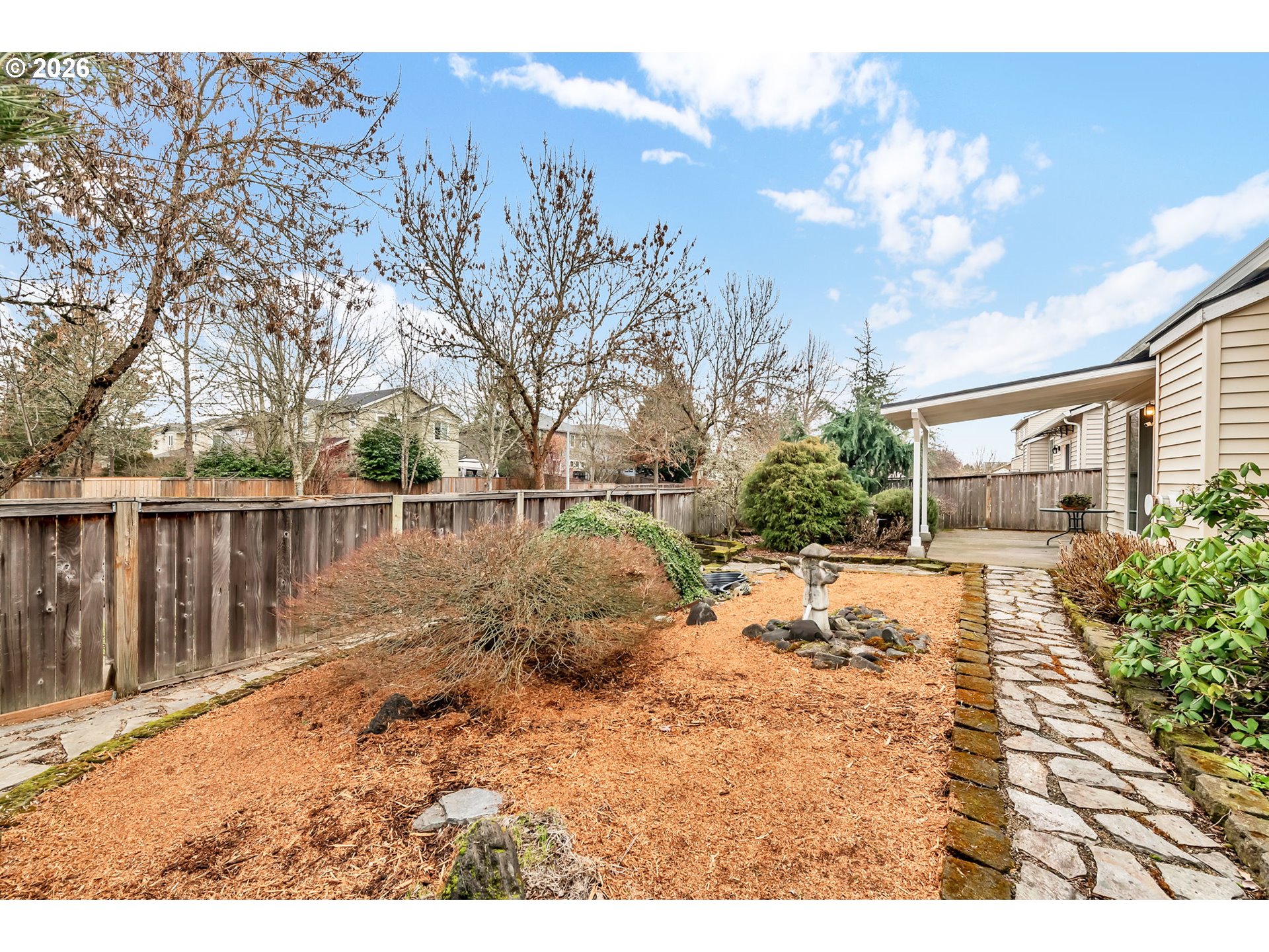 1493 Adelman Loop Eugene, OR 97402 - Photo 38 of 39