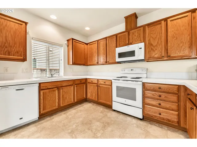 $465,000 | 1493 Adelman Loop, Eugene, OR 97402