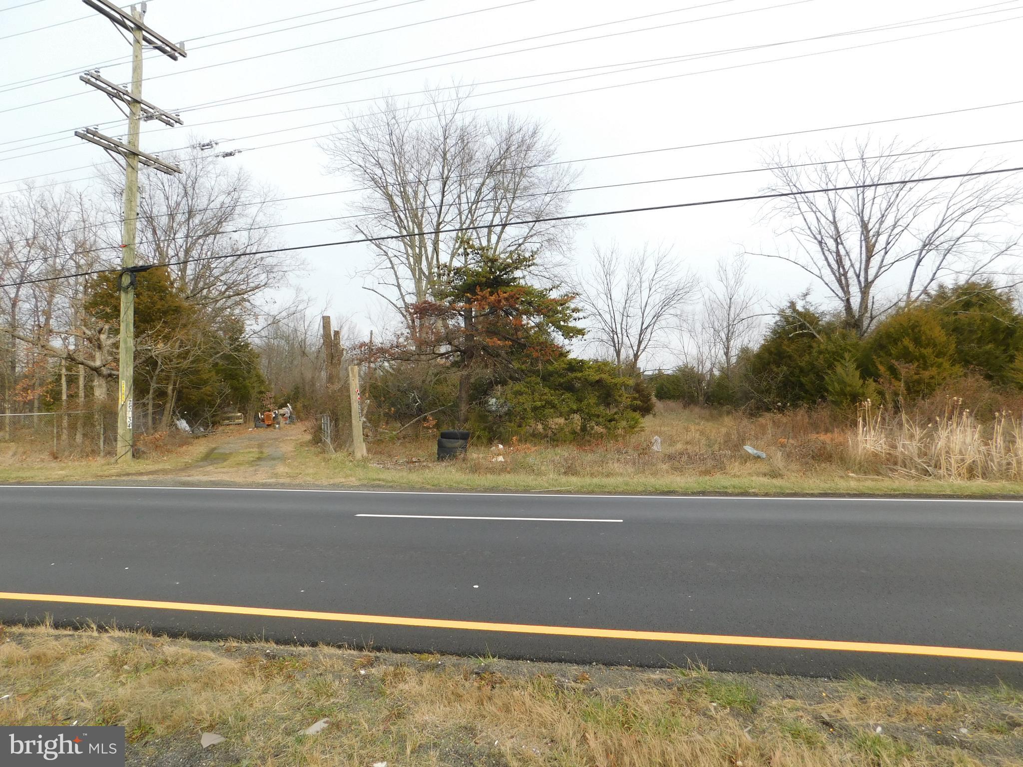 25534 Gum Spring Road Chantilly, VA 20152 - Photo 2 of 21