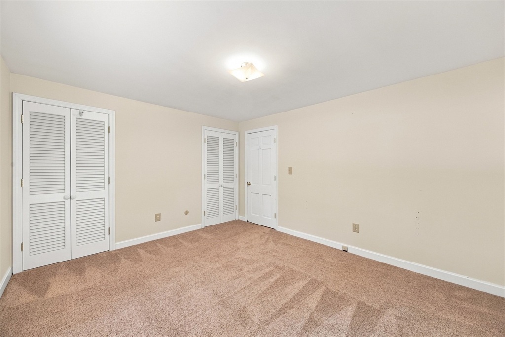 81 Warren Road Townsend, MA 01469 - Photo 16 of 40 Gallery Image 16