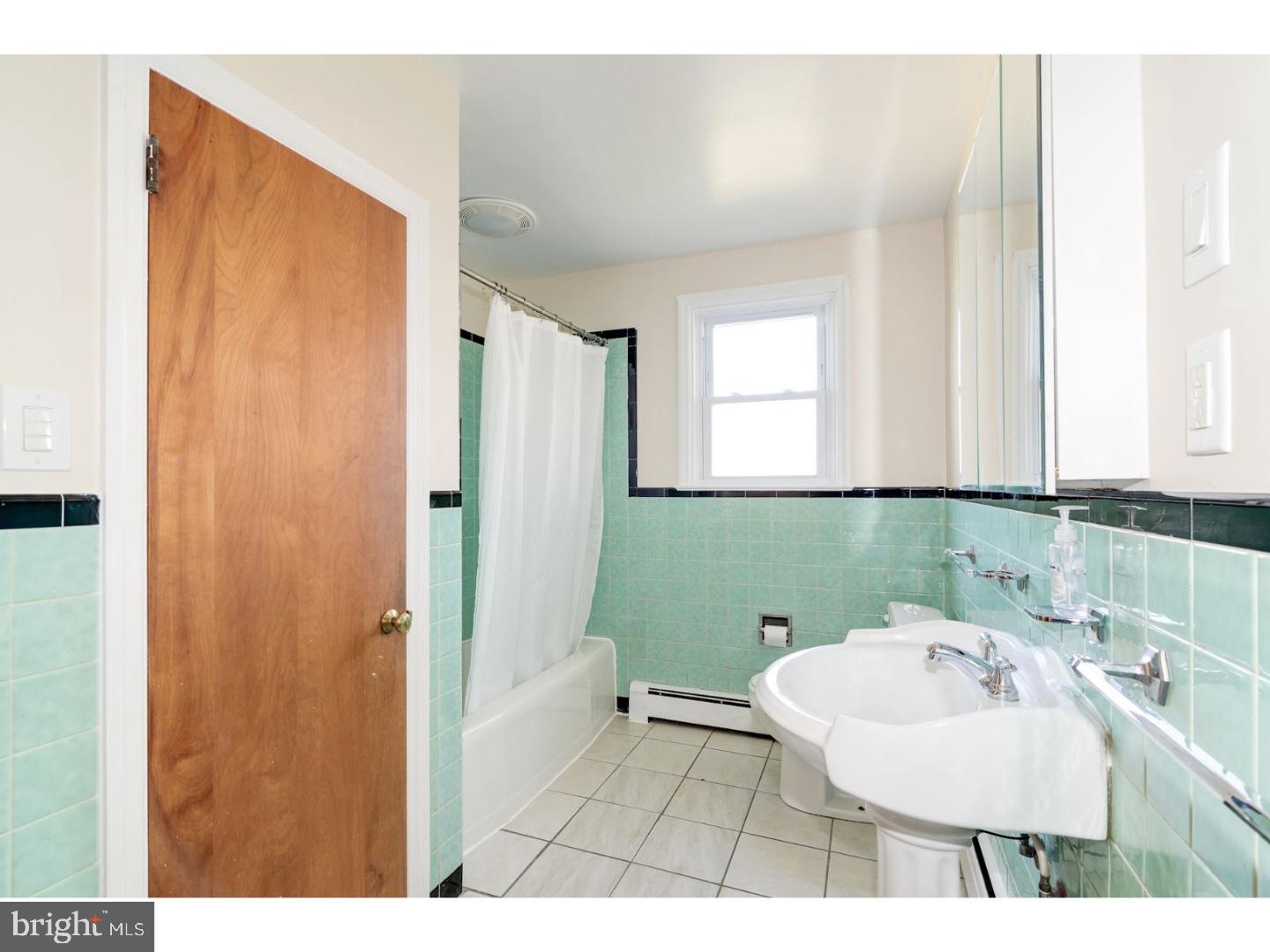 400 Nicholson Road Mount Ephraim, NJ 08059 - Photo 14 of 25 Gallery Image 14
