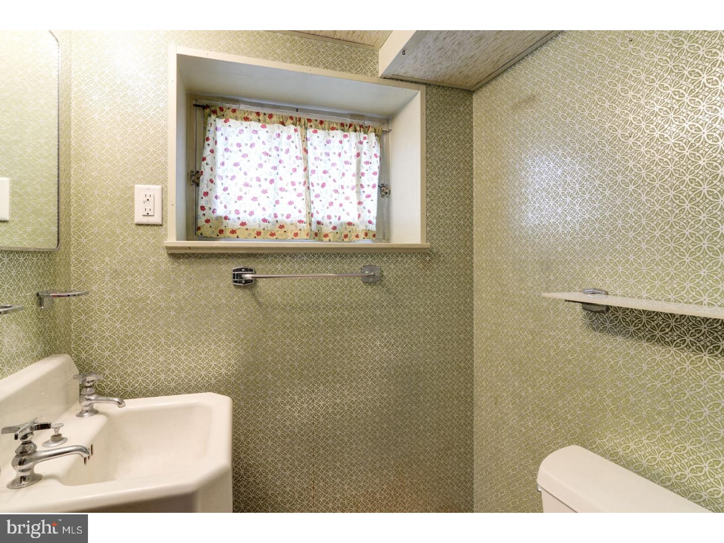 400 Nicholson Road Mount Ephraim, NJ 08059 - Photo 19 of 25 Gallery Image 19