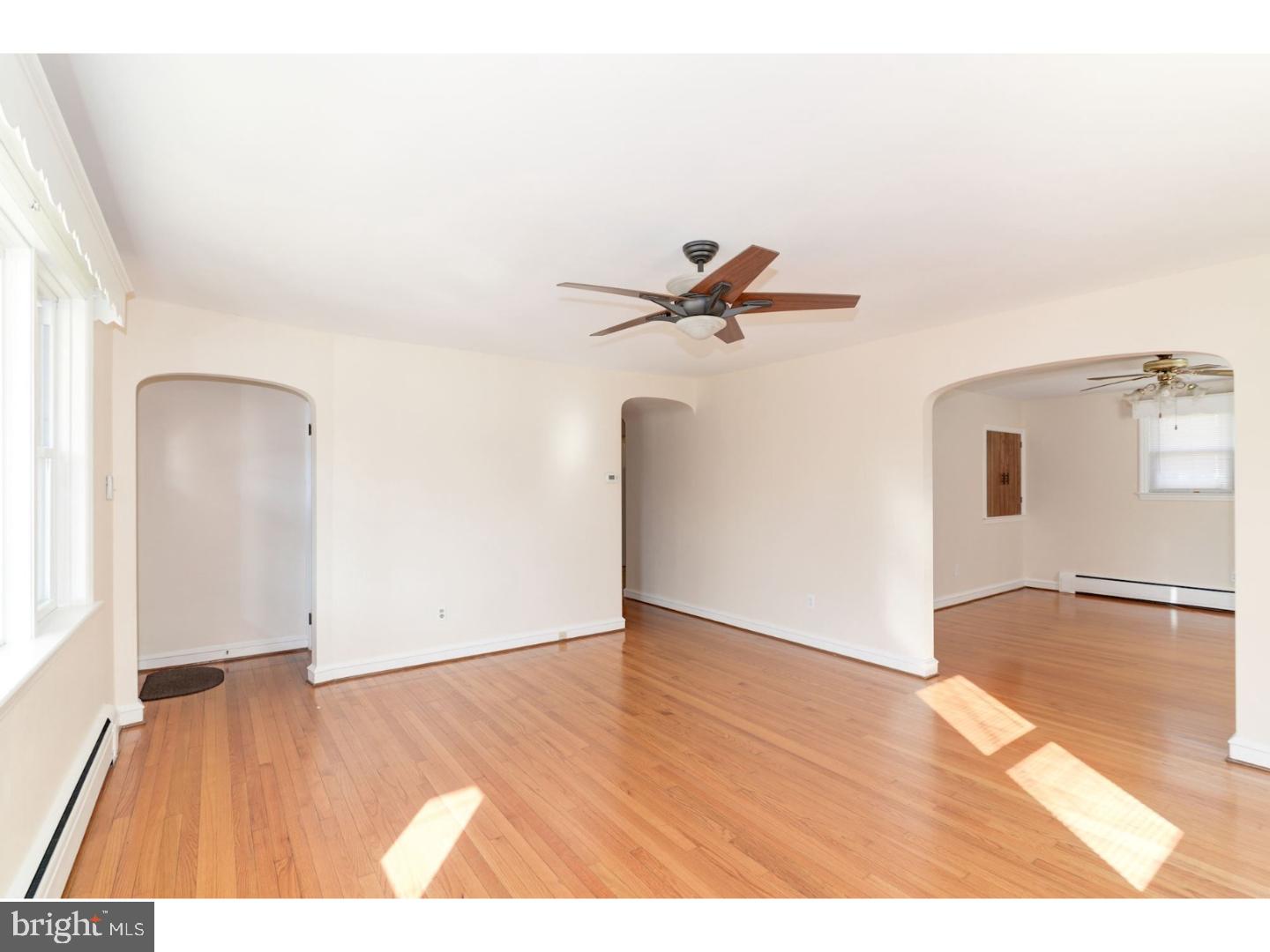 400 Nicholson Road Mount Ephraim, NJ 08059 - Photo 3 of 25 Gallery Image 3