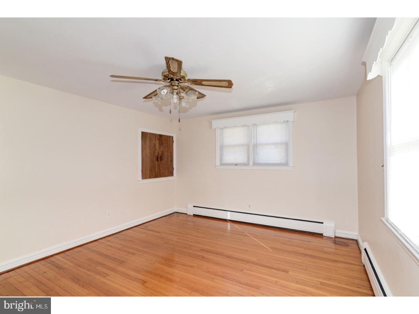 400 Nicholson Road Mount Ephraim, NJ 08059 - Photo 5 of 25 Gallery Image 5