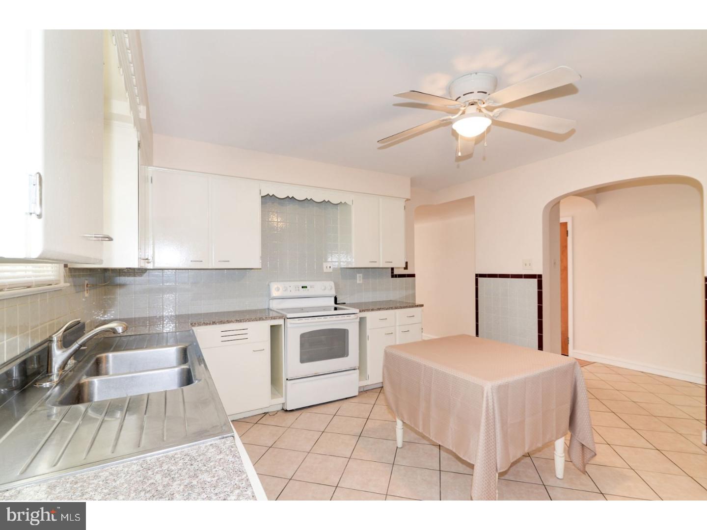400 Nicholson Road Mount Ephraim, NJ 08059 - Photo 9 of 25 Gallery Image 9