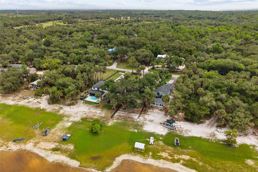 2462 Fort Lane Road Geneva, FL 32732 - Photo 29 of 31 a view of a field with an ocean