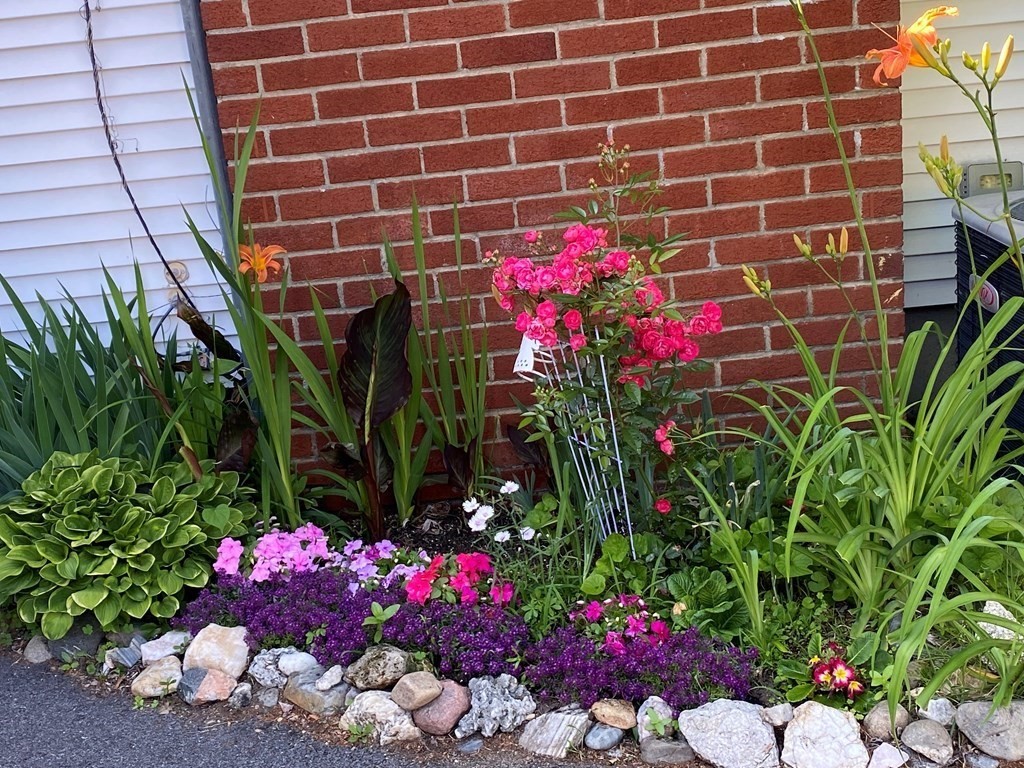 2 Staunton Road Groveland, MA 01834 - Photo 21 of 34 Gallery Image 21