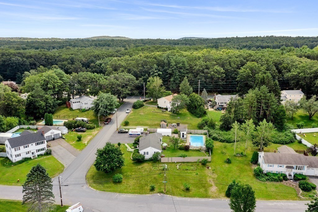 2 Staunton Road Groveland, MA 01834 - Photo 30 of 34 Gallery Image 30