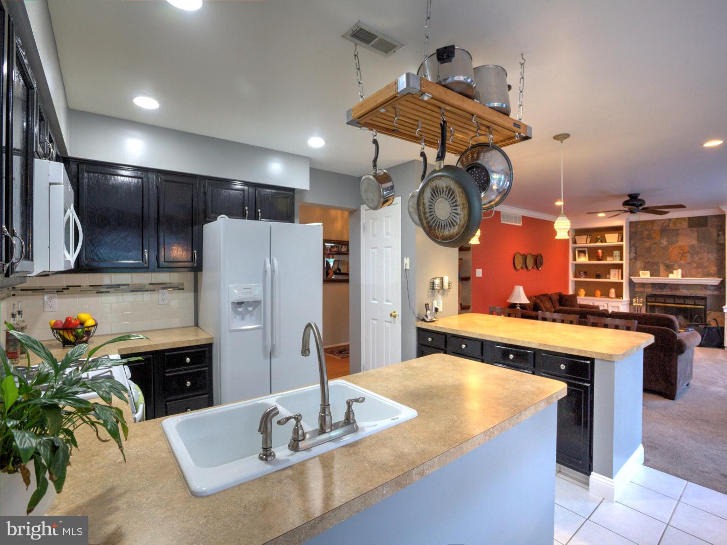 31 Equitation Way Sewell, NJ 08080 - Photo 14 of 25 Kitchen