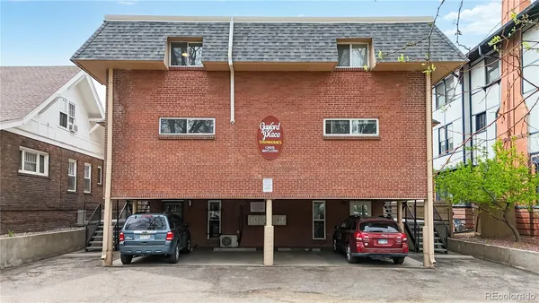 $2,135 | 1355 North Gaylord Street, Unit 5, Denver, CO 80206