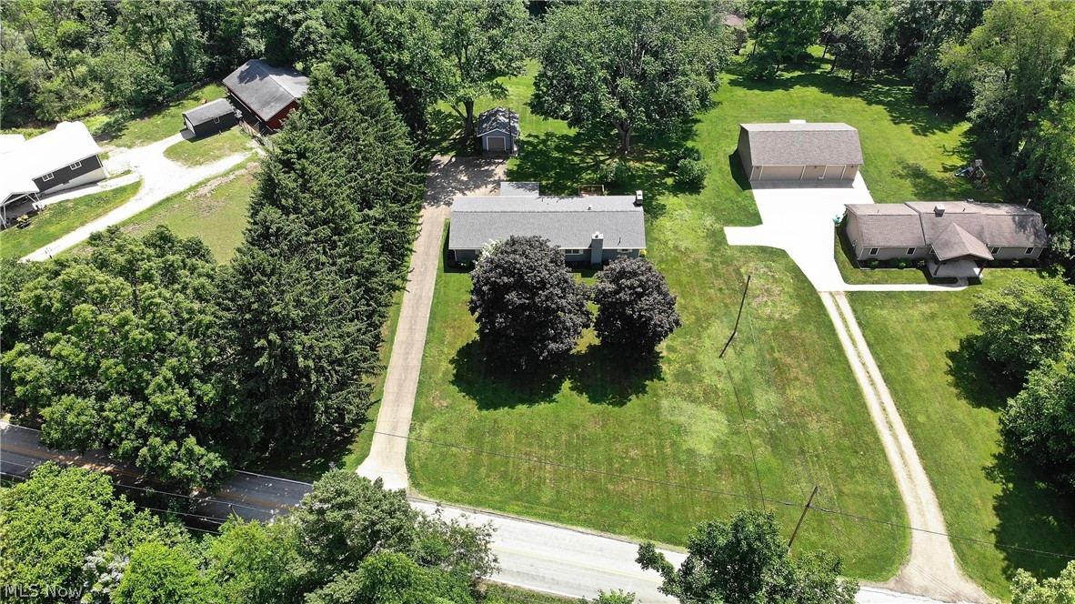 4428 Sunnybrook Road Kent, OH 44240 - Photo 2 of 28 Gallery Image 2