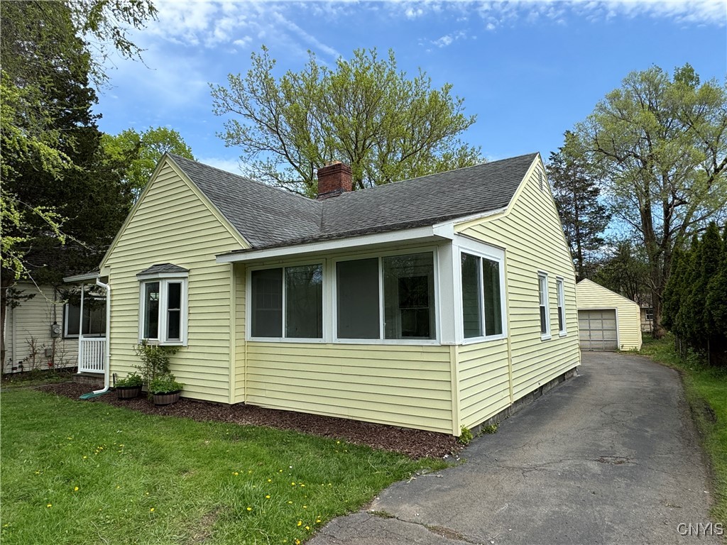 2025 Valley Drive Syracuse, NY 13207 - Photo 28 of 37