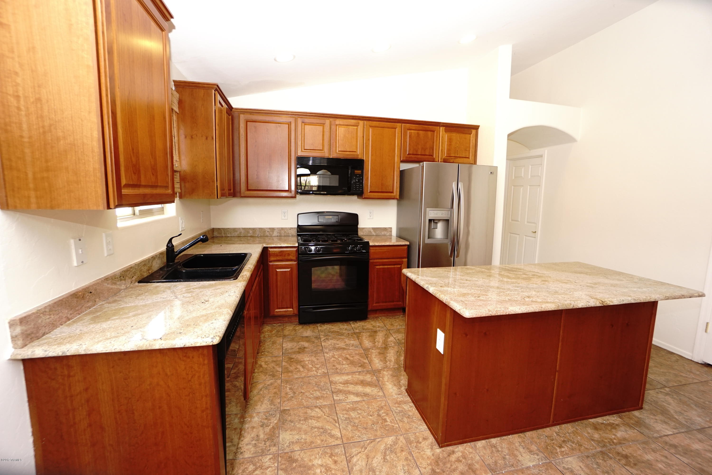 580 South Sweet Ridge Drive Vail, AZ 85641 - Photo 4 of 11